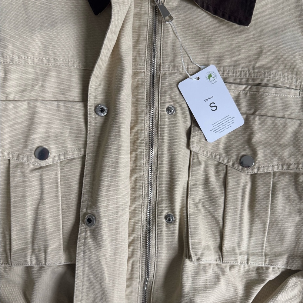 Two-Tone Utility Jacket - Picture 4 of 4